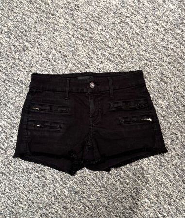 Short noir pour l’été