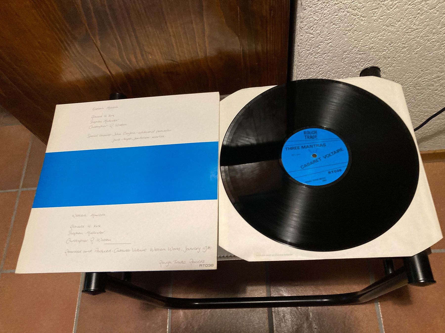 Dischi in vinile: Cabaret Voltaire - Three Mantras – Usato da Fribourg venduto da Karushi 1