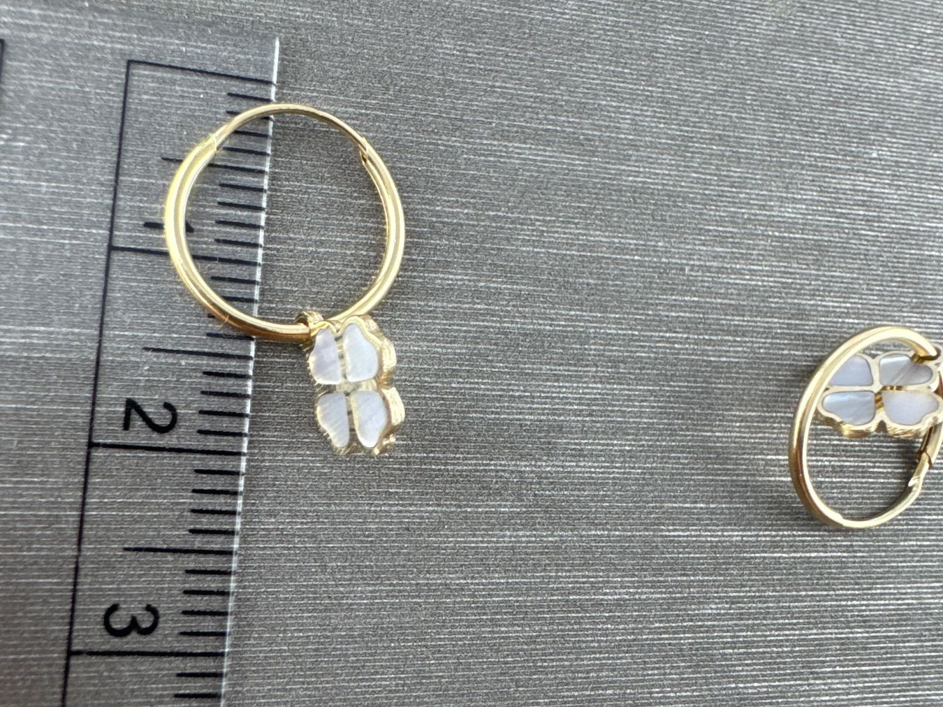 Ohrringe & -stecker: Creolen 750 Gold – Gebraucht aus Niederuzwil von leo_8857 2
