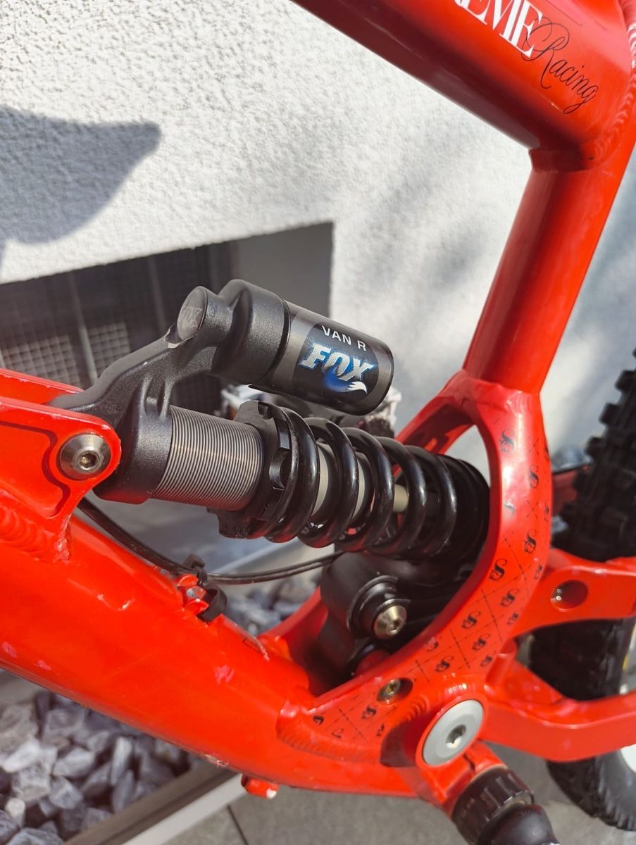 Commencal Vélos: Commencal Supreme racing V2 (Enduro) – D'occasion à Dietikon par BaNaDar 3
