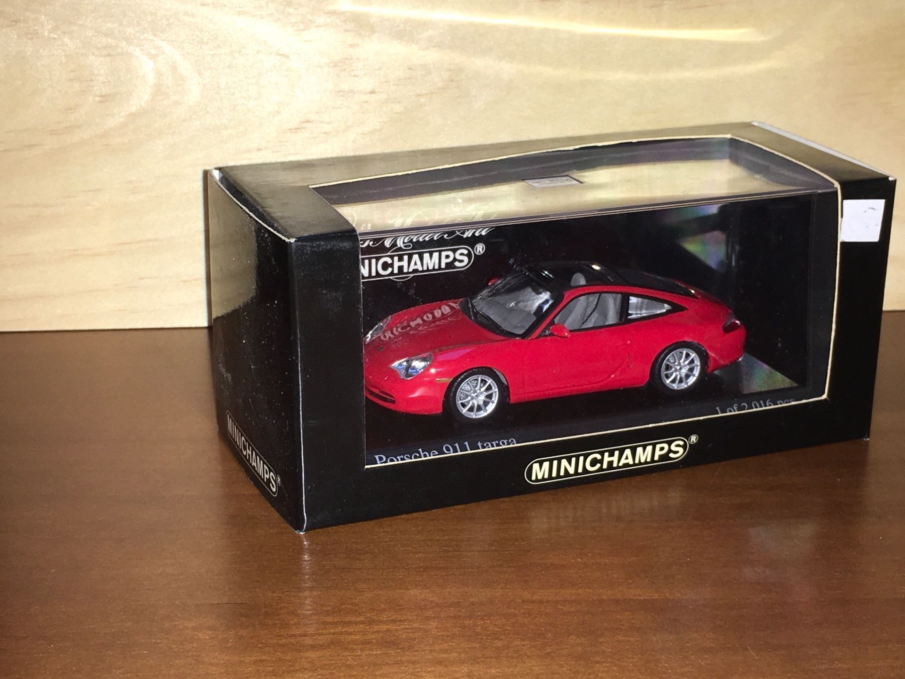 Porsche Modellini d'auto: Porsche 911 Targa 2001 Indischrot 1/43 – Nuovo (secondo la descrizione) da Wohlen AG venduto da PrivatSammlung