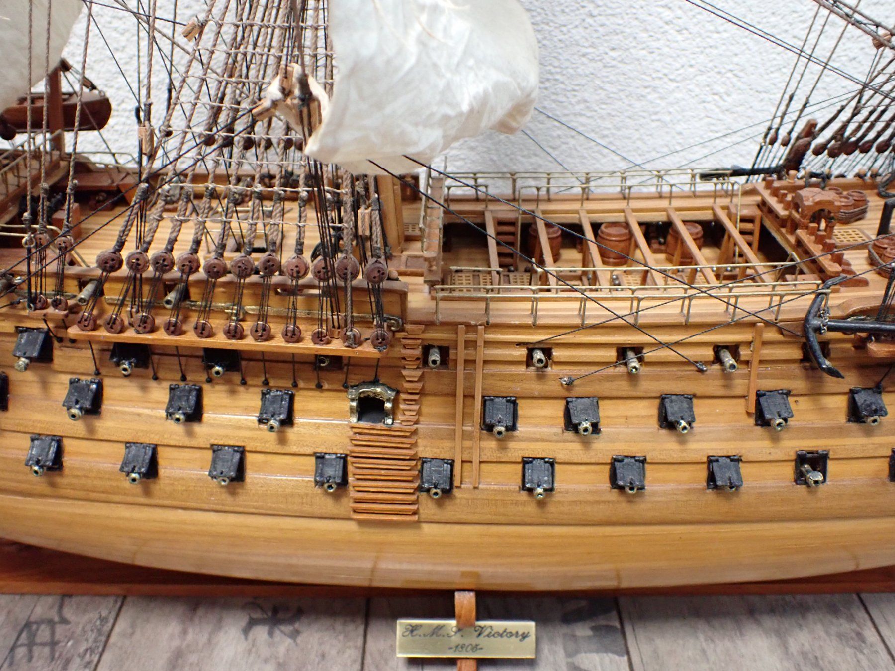 Kit di modellismo & Modellini statici: Einmaliges Angebot! Schiffsmodell H.M.S. Victory – Usato da Zürich venduto da ikaufen 3