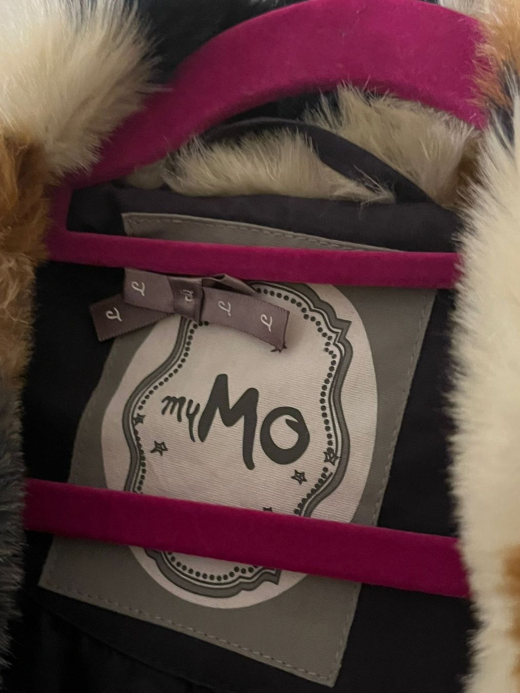 Cappotti: Manteau en fourure – Usato da Fribourg venduto da mal_8zjh 3