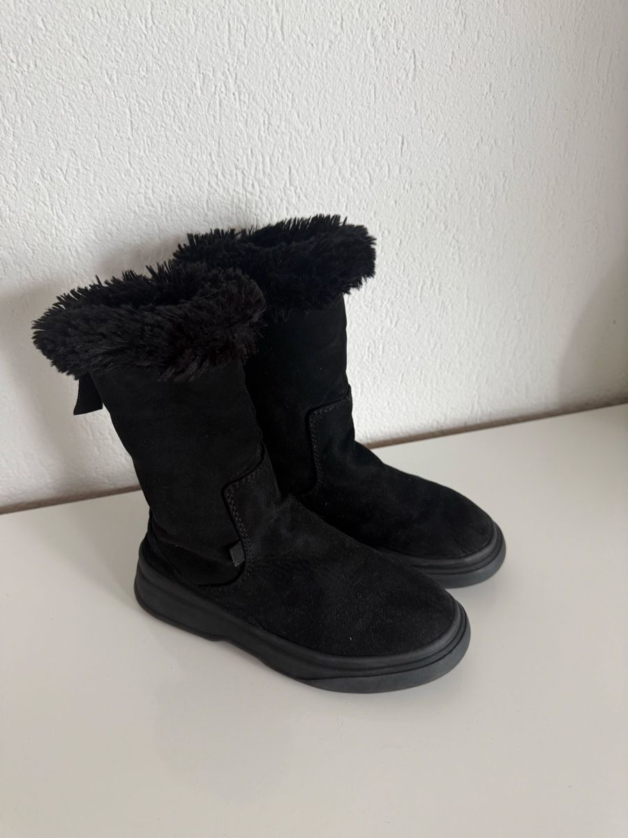 Chaussures filles: Zara Stiefel, Gr 33 – D'occasion à Gossau SG par cuk_fyc6