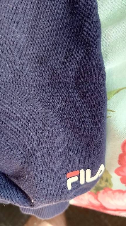Fila Maglioni & Felpe: Sweat à capuche Fila bleu XL – Usato da Cugy VD venduto da Twinsen93 1