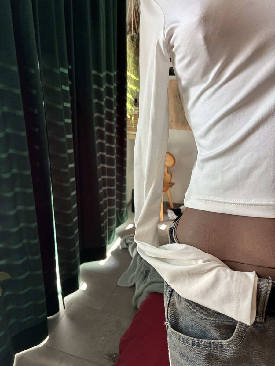Pulls & Sweat-shirts: Weisses langarm shirt – Neuf (Voir description) à Ueberstorf par nai_9z9s 1