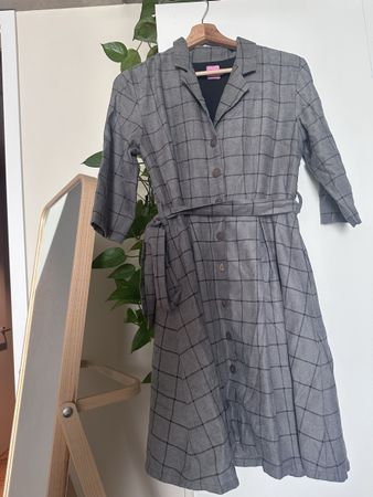 Schickes Karo-Kleid, Gr. S, neuwertig 