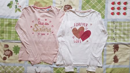 Zwei Langarmshirts Gr.140