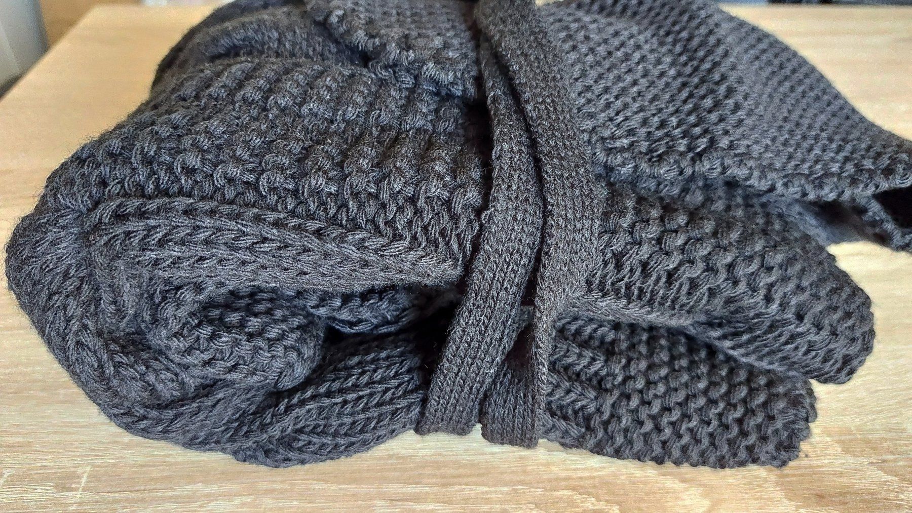 Giacche: Damen kurze warme Strickjacke – Usato da Zollikofen venduto da Blackie 7