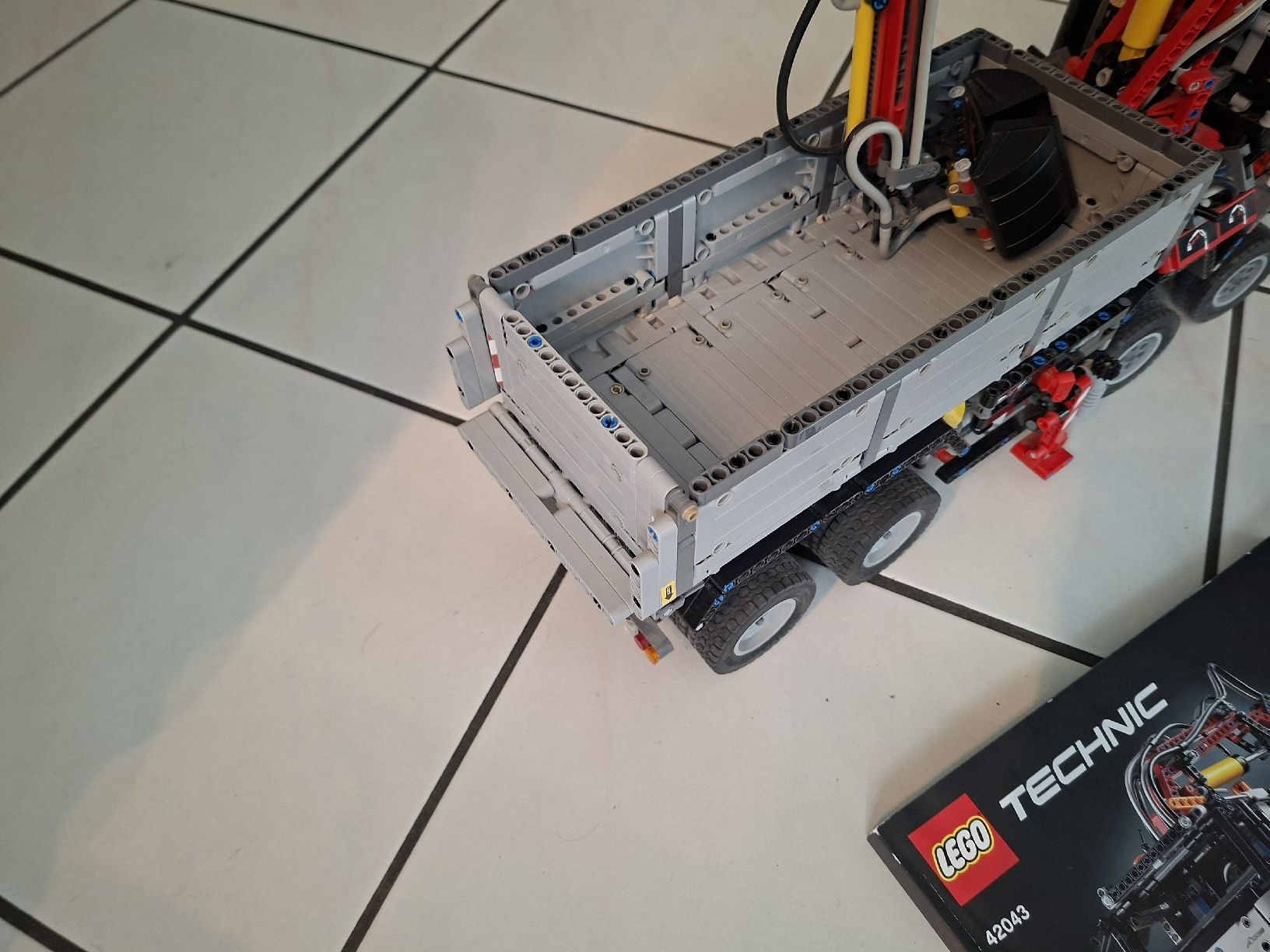 Lego Jouets: Lego Technik 42043 Merceders-Benz Arocs – D'occasion à Schattdorf par mamo1952 2