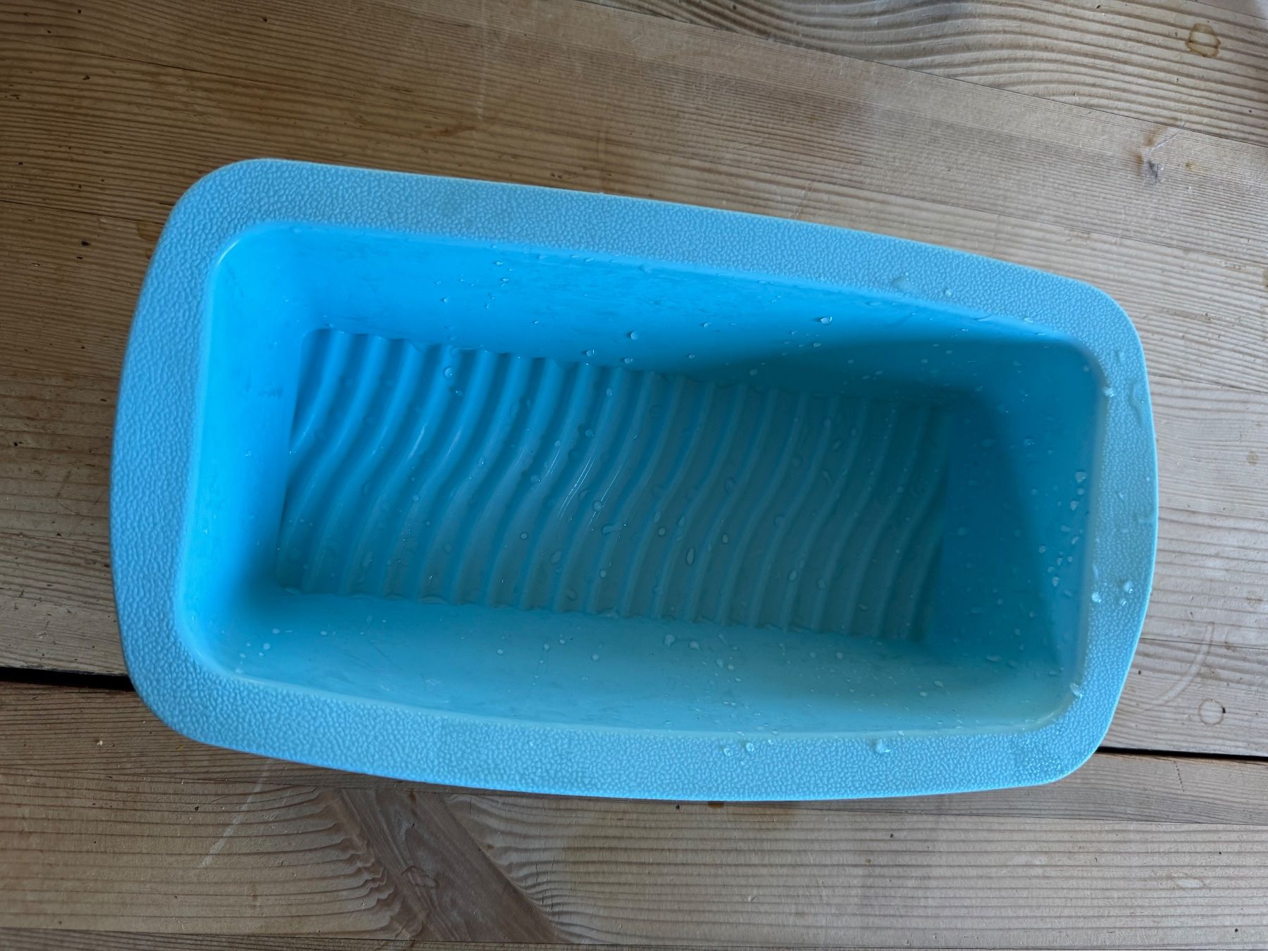 Teglie da forno: Divers moules gâteaux silicone – Usato da Veyrier venduto da Kimedovapa_1 4