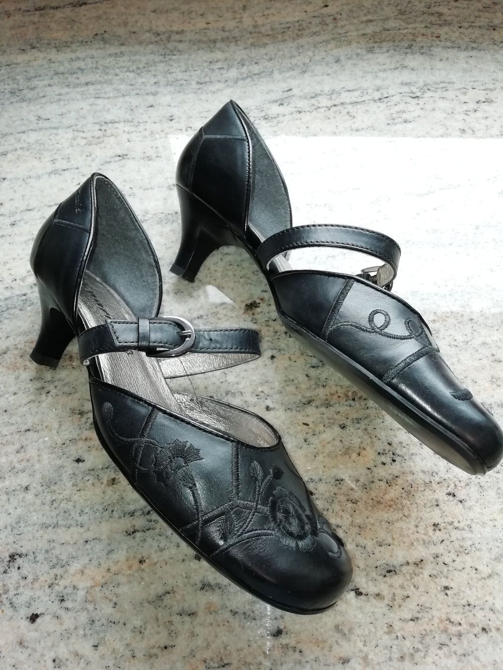 Tamaris Scarpe da donna: Damenpumps 36 – Usato da Felben-Wellhausen venduto da Wisi35 1