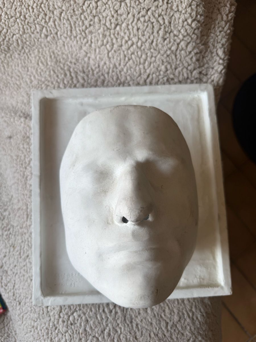 Altro in Antiquarato & Arte: Masque en plâtre Elisabeth et Daniel Avril 1981, signé – Usato da Tolochenaz venduto da adr_dj58 1