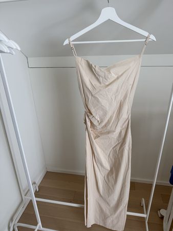 Sommerliches Kleid in Beige, Grösse 36 - Top Zustand!