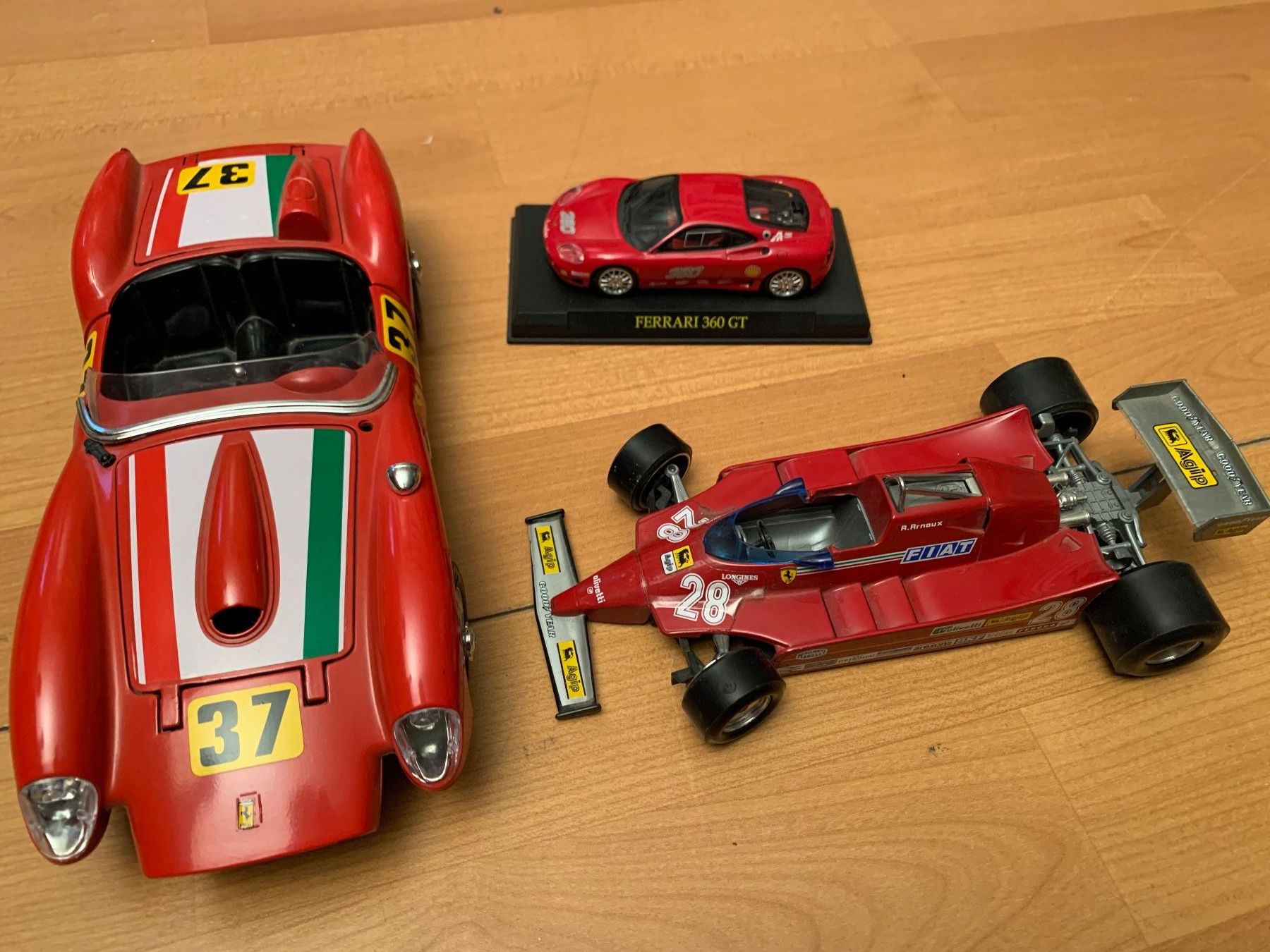 Ferrari Modellini d'auto: Ferrari diversi modelli – Usato da novazzano venduto da Lstefano