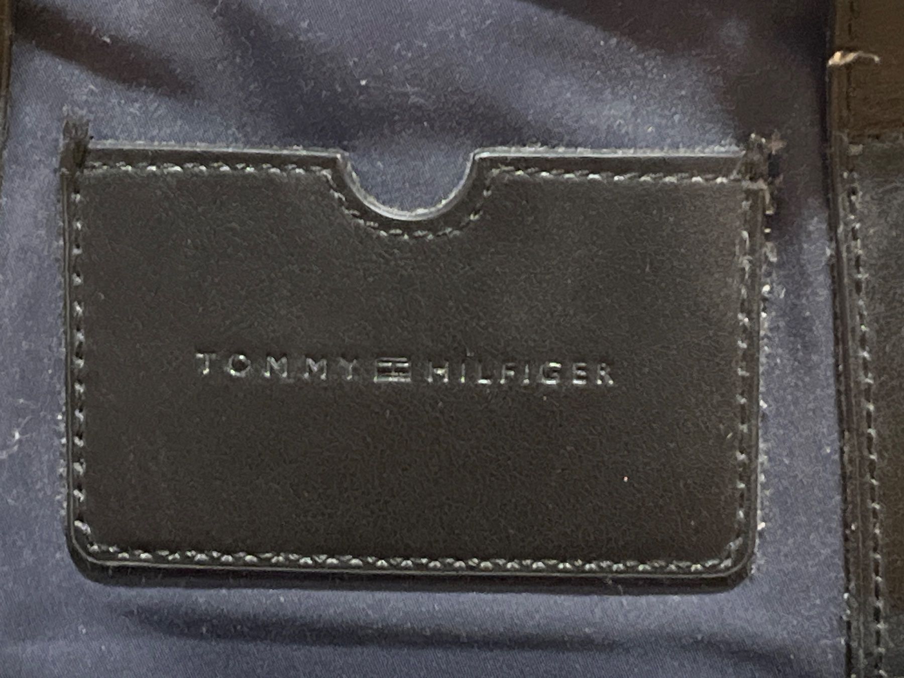 Valigie & Borse: Tommy Hilfiger Herrentasche – Usato da Hinterkappelen venduto da Kim1992 3