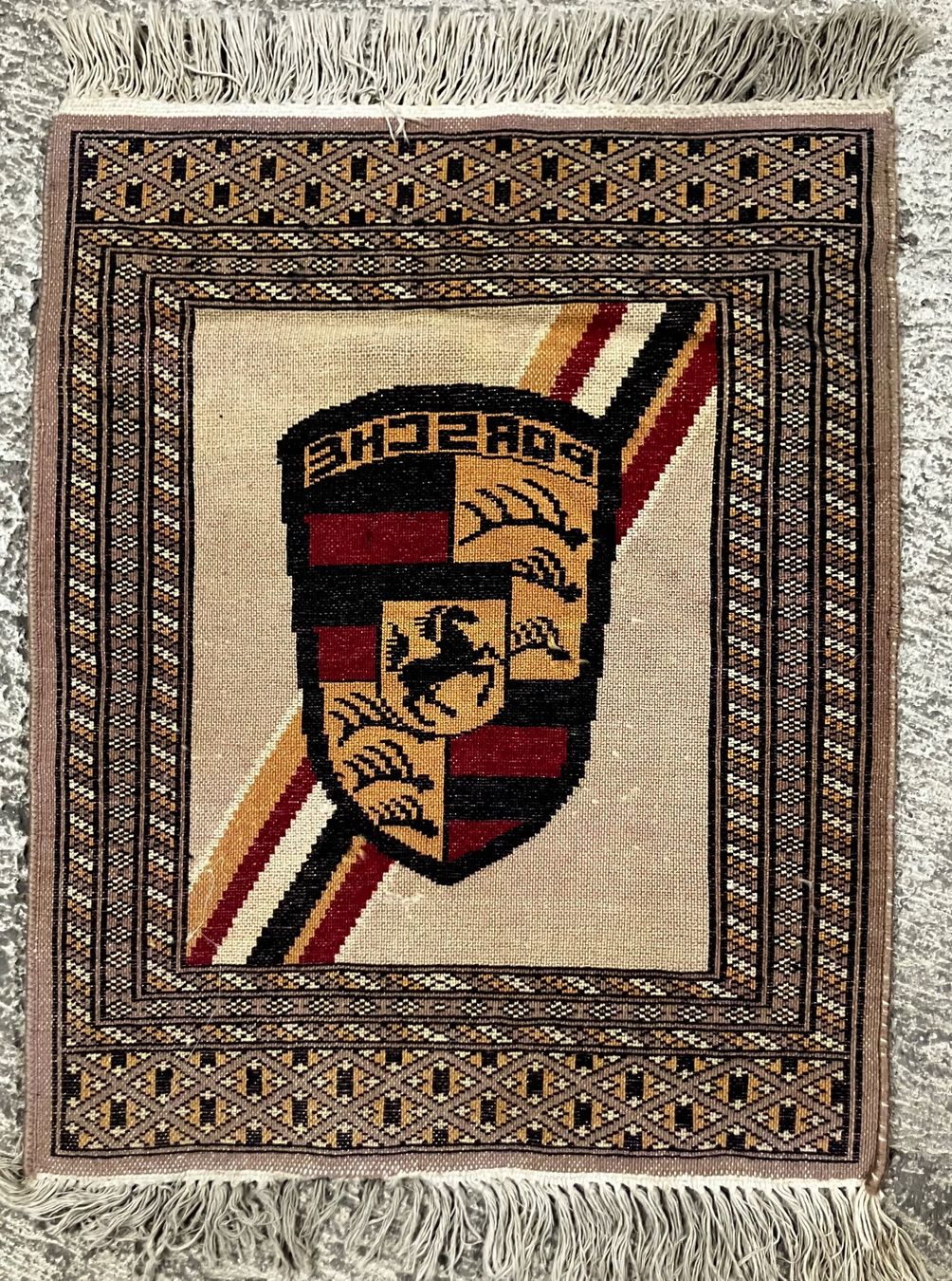 Tappeti: Porsche Teppiche – Usato da Hohentannen venduto da kudulibi 3