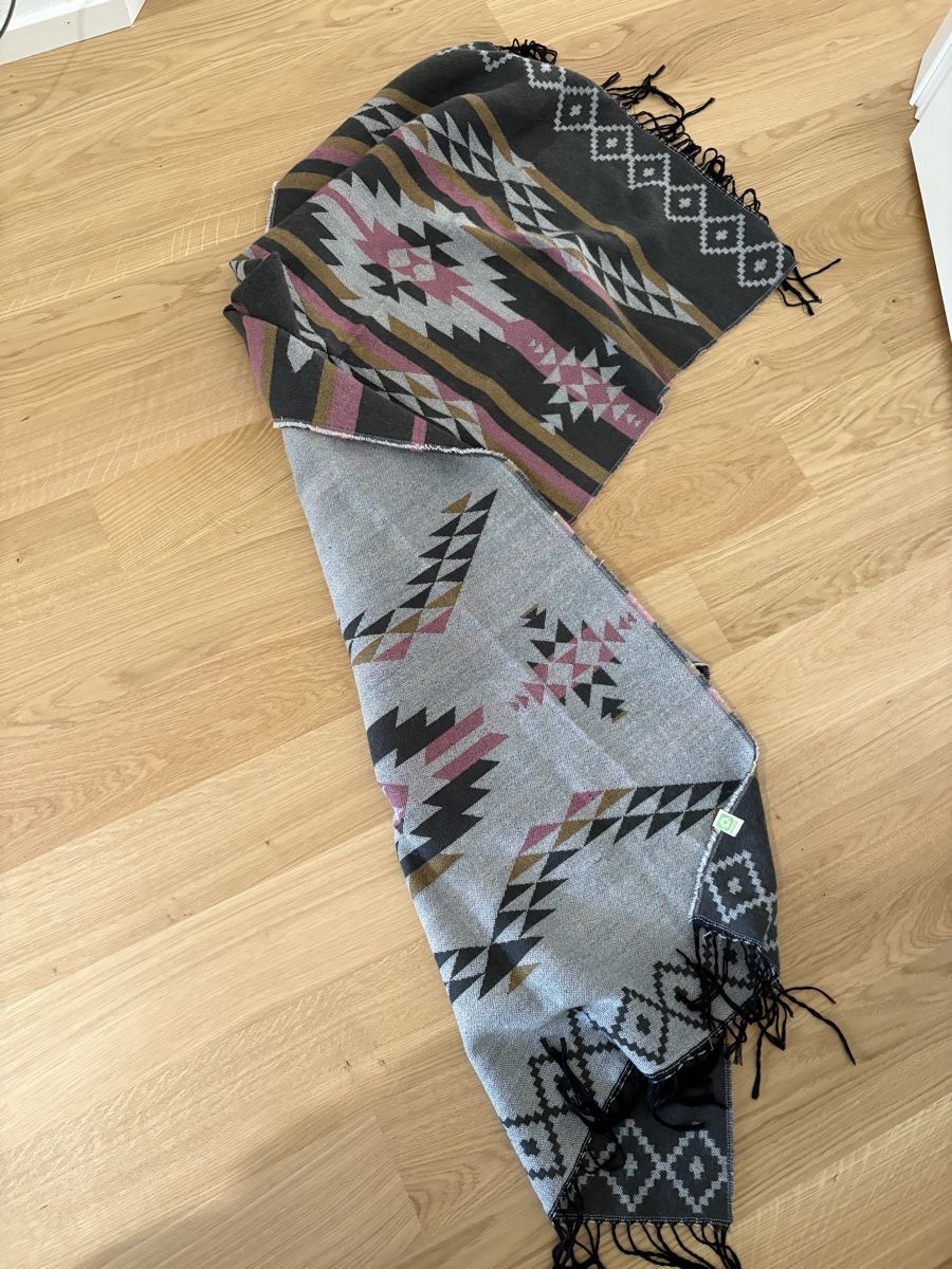Foulard & Sciarpe: Mystic scarf grey / pink / brown – Usato da Rolle venduto da gos_2xy5 4