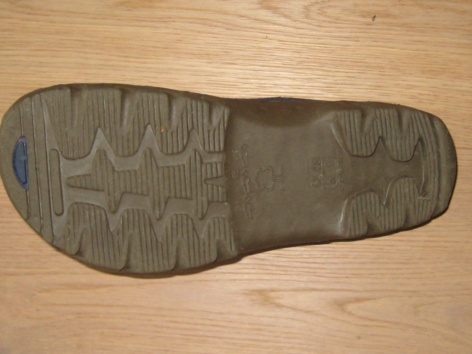 Herrenschuhe: Bequeme Herren Gartenschuhe / Clogs, Grösse 42 – Gebraucht aus Neftenbach von Werthe 2