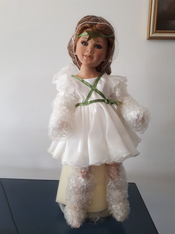Artst doll Größle Schmdt porcelan doll 78 cm fnger defect see