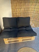 Palettensofa, Palettenkissen mit Paletten