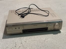 Philips VR-1500 TBC S-VHS Videogerät Videorekorder