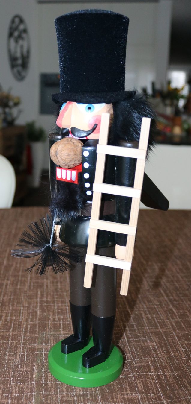 Statuette: Nussknacker "Schornsteinfeger" Original Erzgebirge – Nuovo e nell'imballaggio originale da Frick venduto da Beni58 1