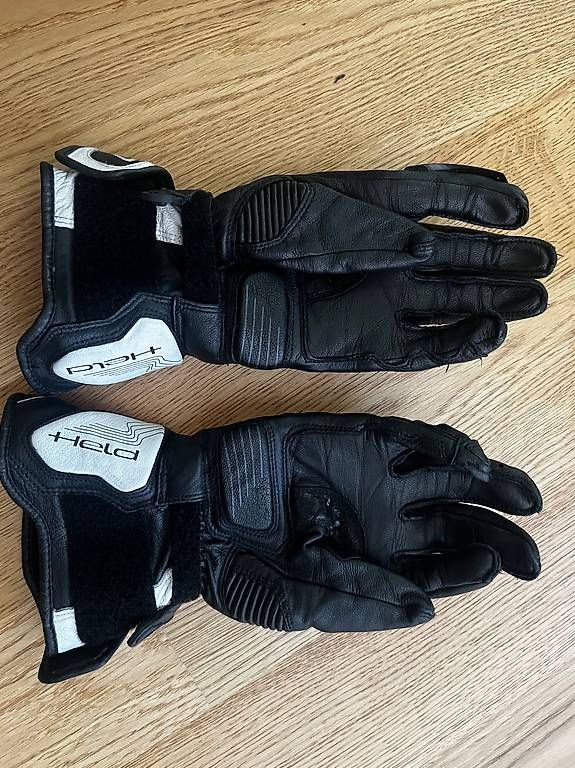 Gants & mitaines : Motorradhandschuhe Grösse S – D'occasion à St. Gallen par CarpeDiem9