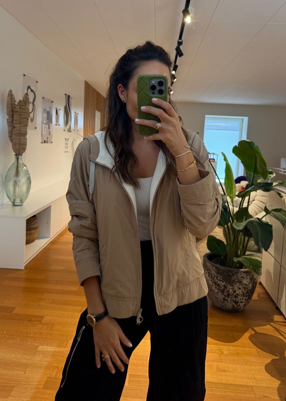 Brunello Cucinelli Giacche: BRUNELLO CUCINELLI JACKE BEIGE – Nuovo (secondo la descrizione) da Schwyz venduto da bofb 1