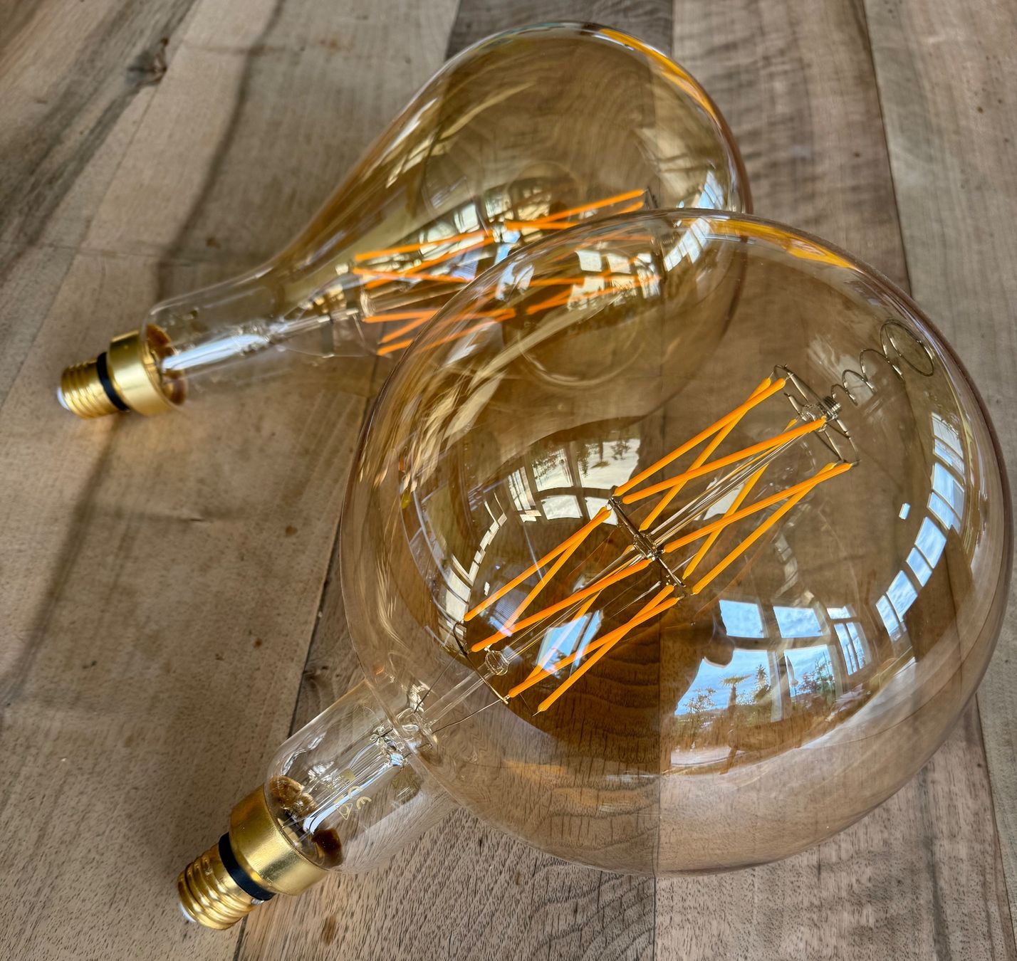 Lampade: 2 ampoules vintage + 3 culots métal, câble, cache plafond – Usato da Biel/Bienne venduto da Philemon02 1