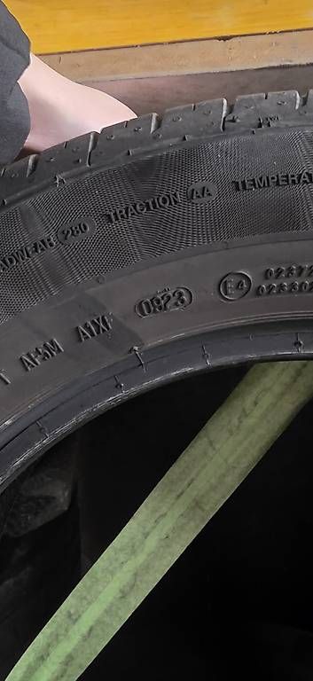 Pneumatici & Ruote complete: 4x Reifen 215/60R16 – Usato da Wildhaus venduto da Manu3264