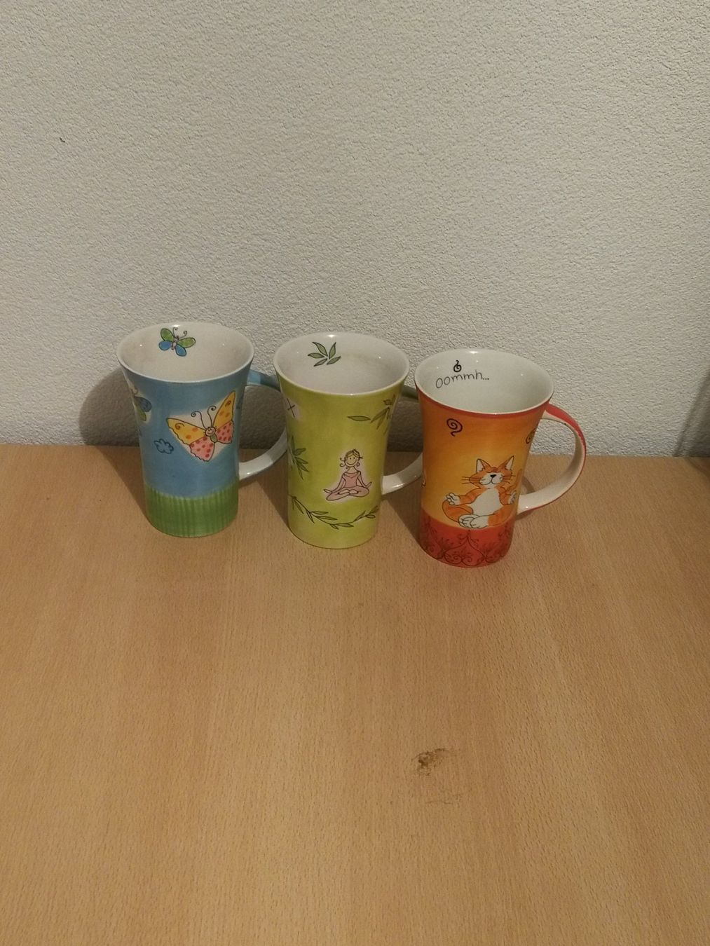 Tasses: Lots des 3 tasses – Neuf (Voir description) à Portalban par Deuxieme-vie