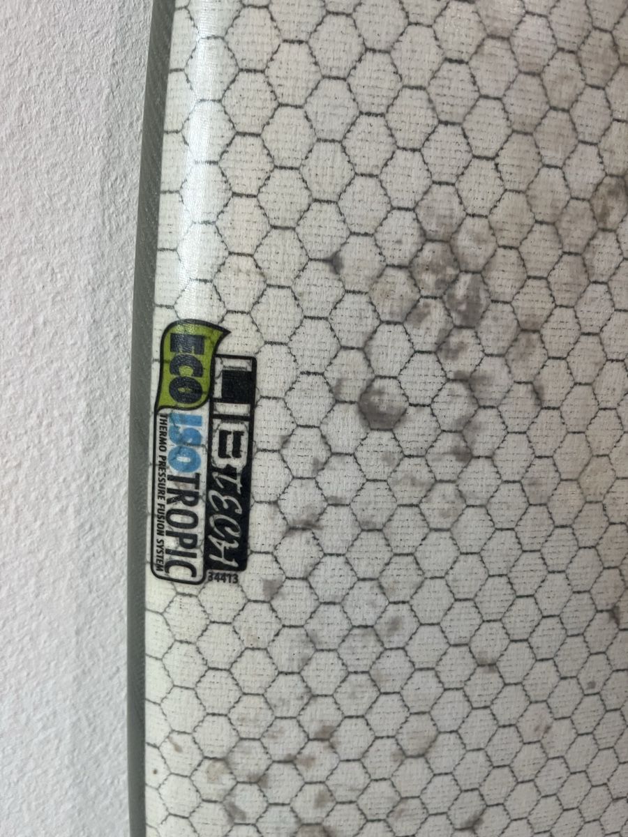 Lib Tech Tavole da surf e di nuoto: Lib Tech Nude Bowl 5'11" Shortboard – Usato da Luzern venduto da Chregu640 1