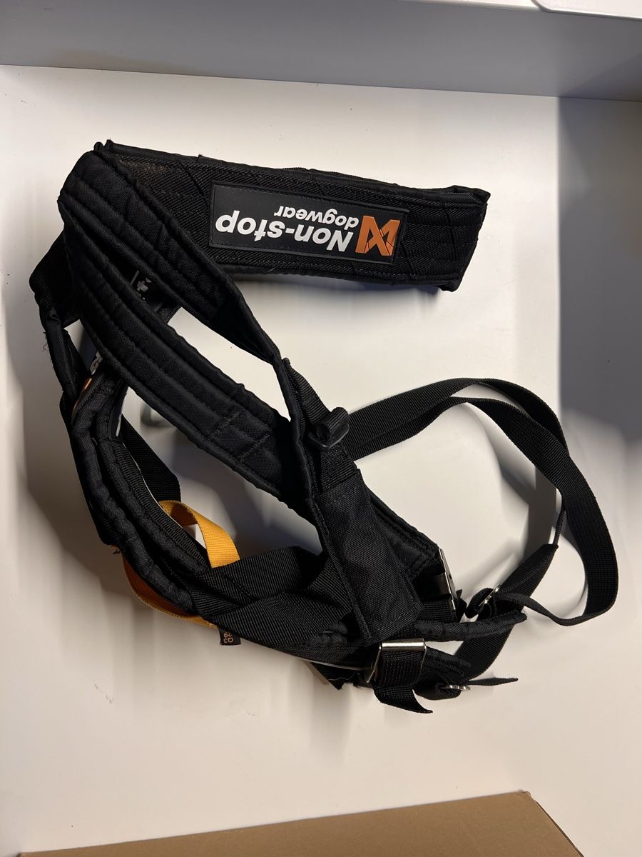 Matériel de grimpe: 3x Non-Stop Dogwear Set harness + belt – D'occasion à Bauma par WAleksandra