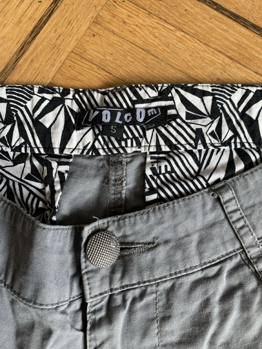 Volcom Pantaloni: Volcom Hose – Usato da Ulrichen venduto da nat_qwf5 2