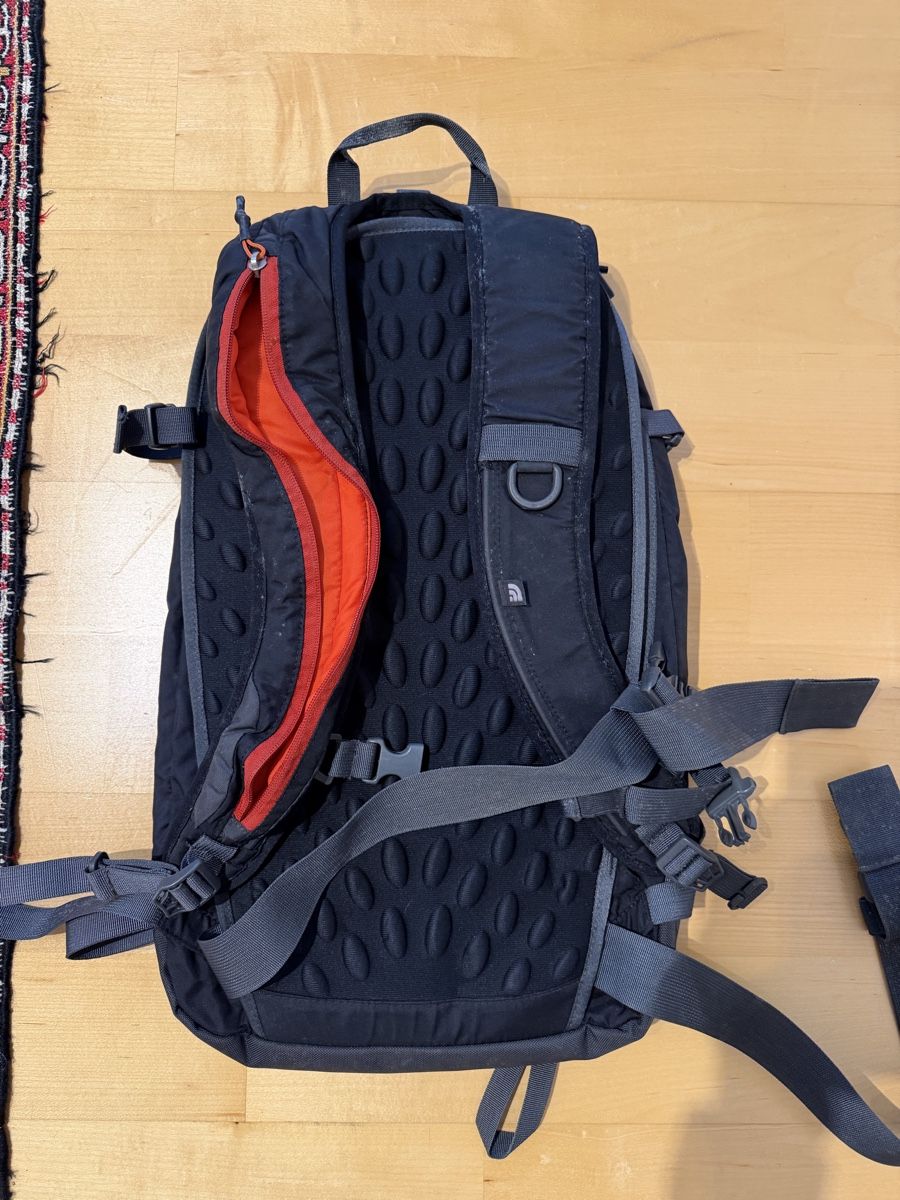 North Face Rucksäcke: The North Face Chugach 16 Rucksack – Gebraucht aus Allenwinden von Ald1985 1