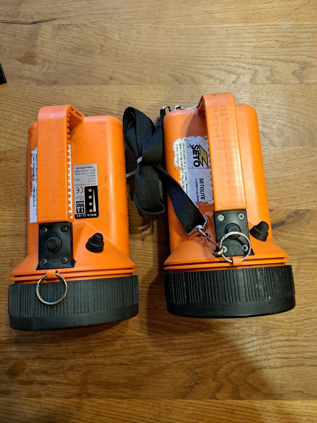 Lampade: 2x MICA Handscheinwerfer mit Ladestation gebraucht – Usato da Pratteln venduto da mab_f2fz 6