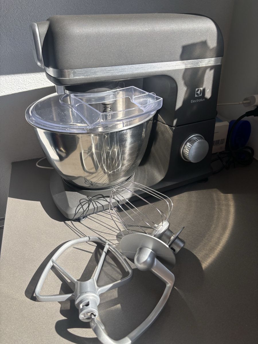 Electrolux Elettrodomestici da cucina: Küchenmaschine Electrolux mit Zusatz – Usato da Jonschwil venduto da Rubicube 2