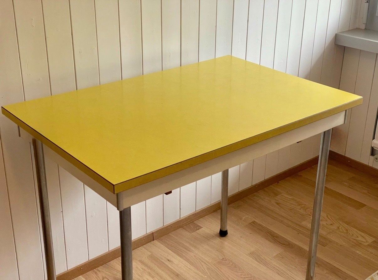 Tische: Mid-Century Kelko gelb Küchentisch – Gebraucht aus Zürich von nit_k5jm 1