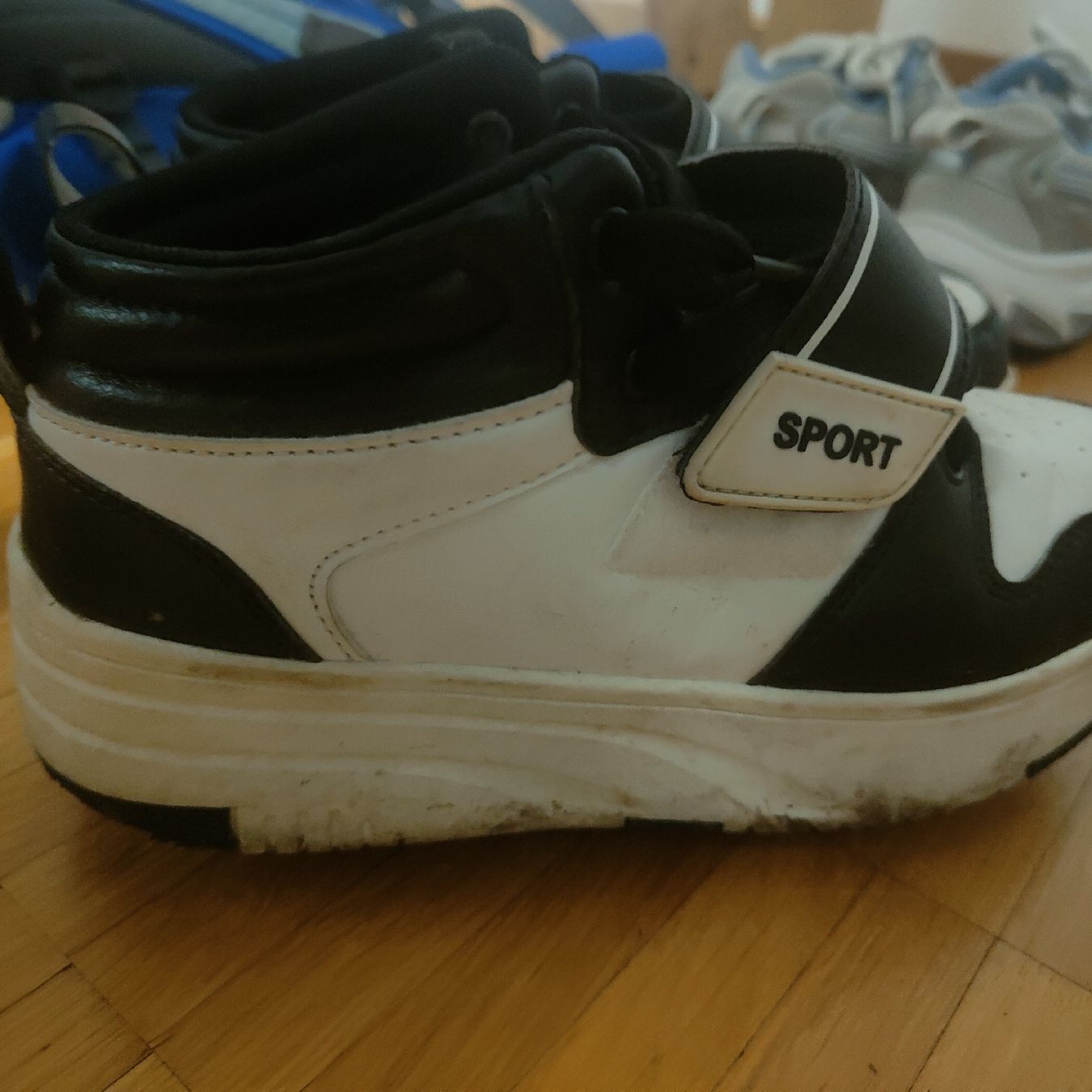 Pattini in linea & Pattini a rotelle: Roll- Sneakers Gr.35 – Usato da Meggen venduto da ric_ksx5