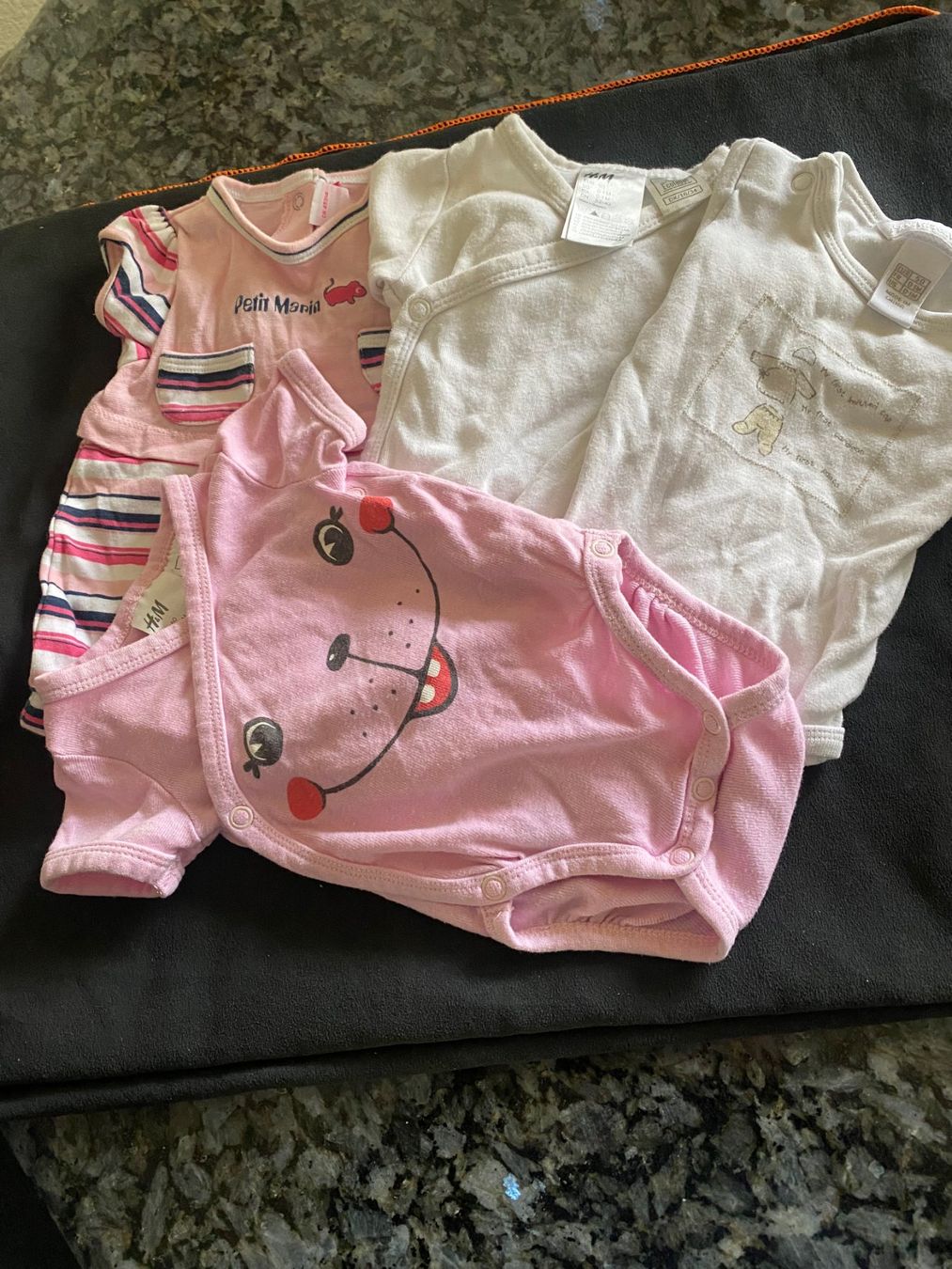 Kleiderpakete & -sets: Baby/Säuglings - Kleiderpack Grösse 50 – Gebraucht aus Allenwinden von Obalu 1