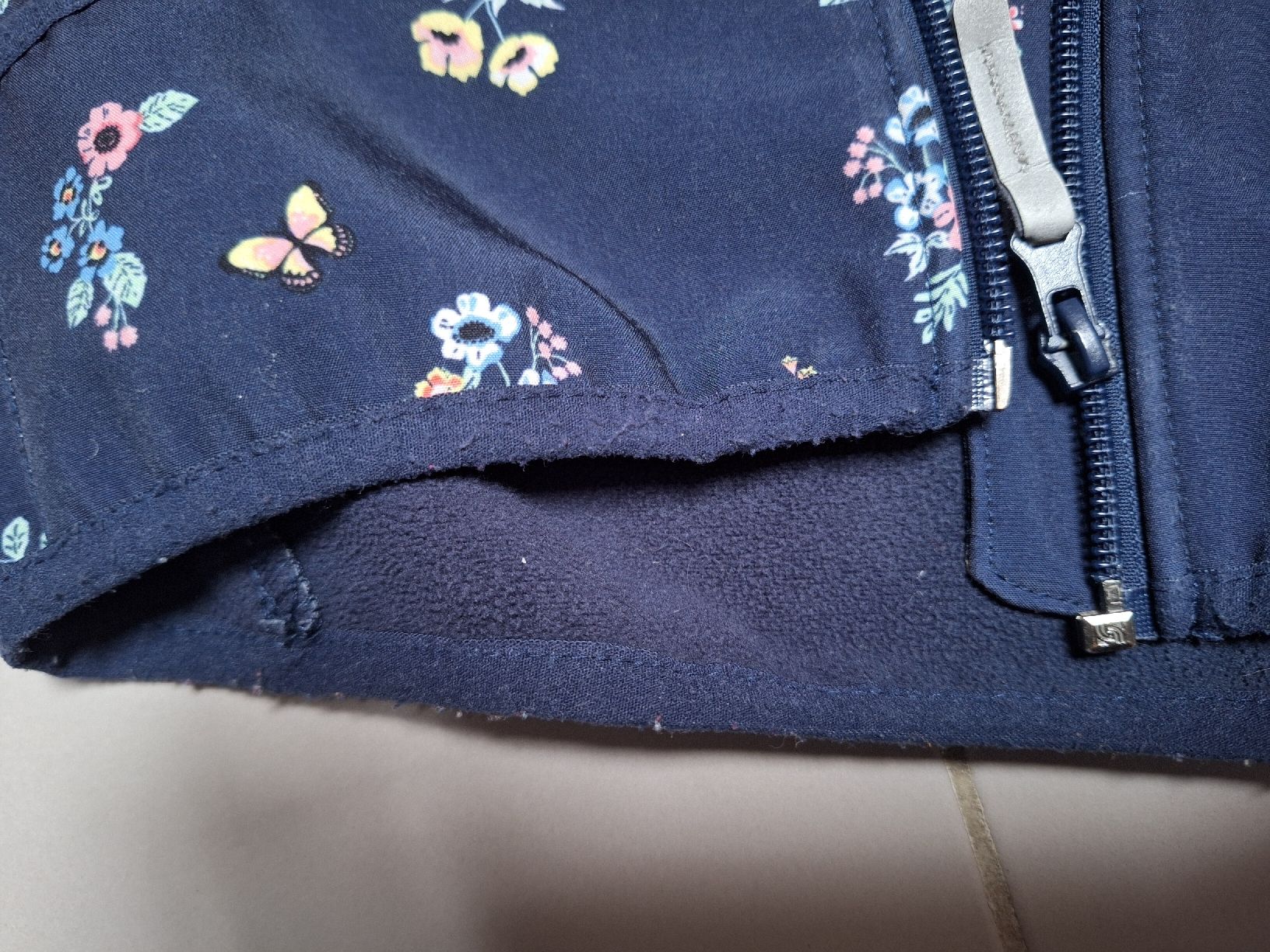H&M Jacken & Mäntel: Softshelljacke H&M 92 – Gebraucht aus Sissach von Nothing123 1