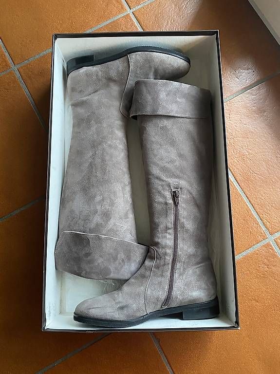 Chaussures femmes: Stivale scamosciato n38  – D'occasion à Cureglia par Alevintage74 3