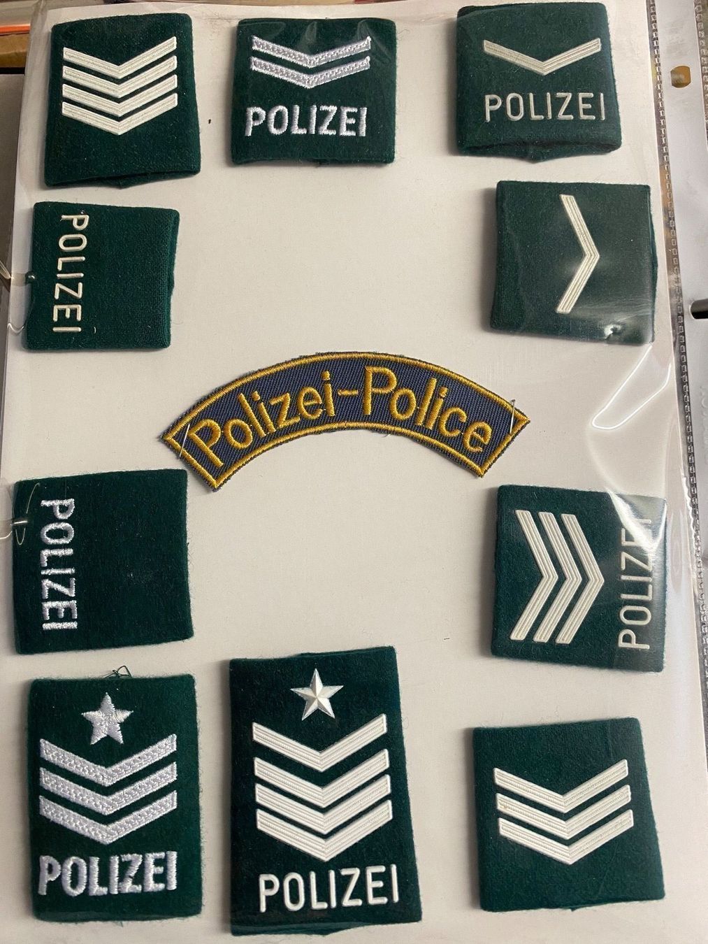 Toppe: Polizei KAPO SG - Set Abzeichen Patches – Nuovo (secondo la descrizione) da Günsberg venduto da Peso1 1