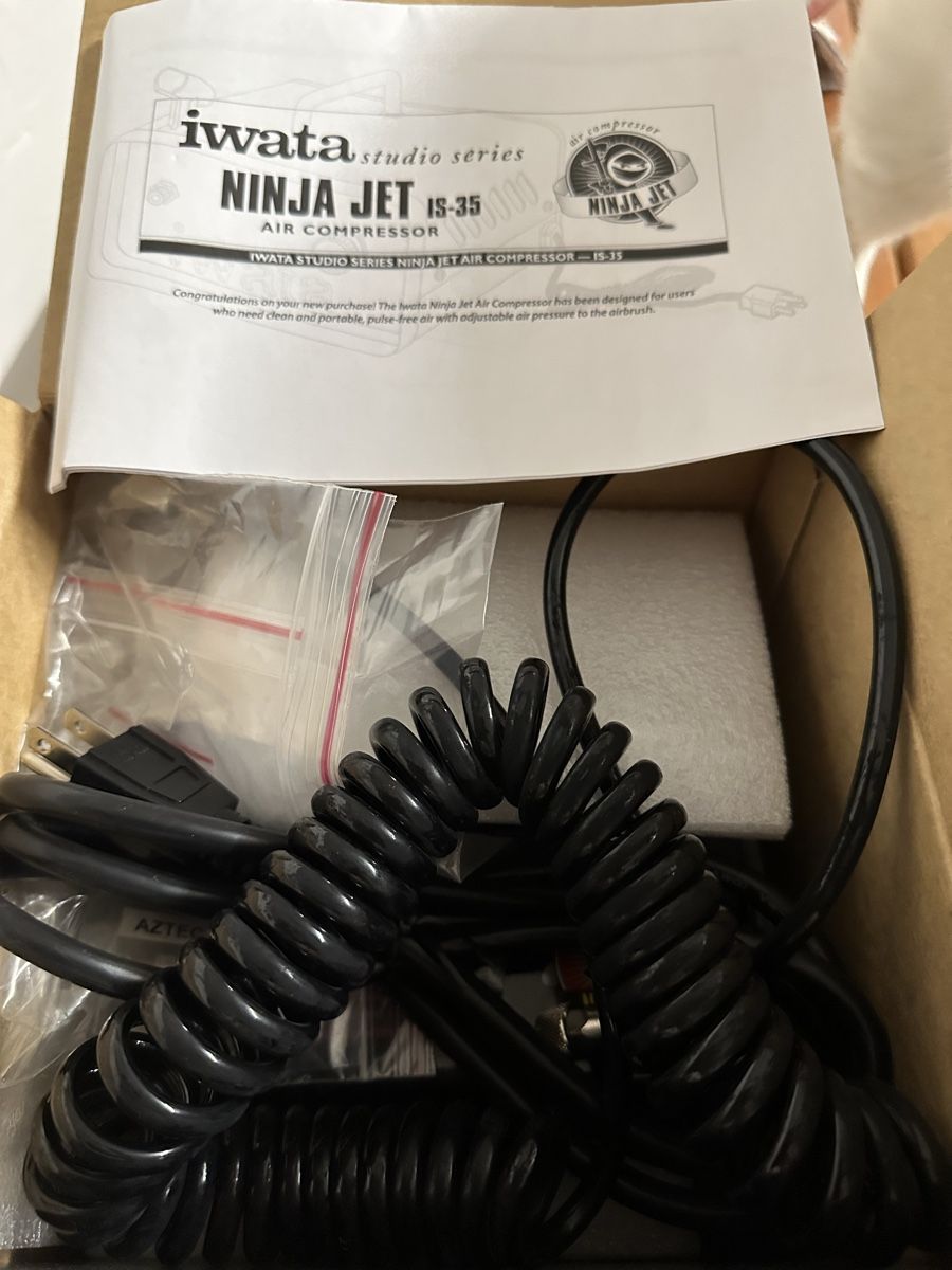 Compressori: Iwata Ninja Jet IS-35 Airbrush Kompressor – Nuovo e nell'imballaggio originale da Coldrerio venduto da Snoppy2 1