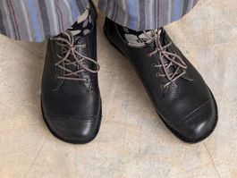 Schnürschuhe Gr. 39