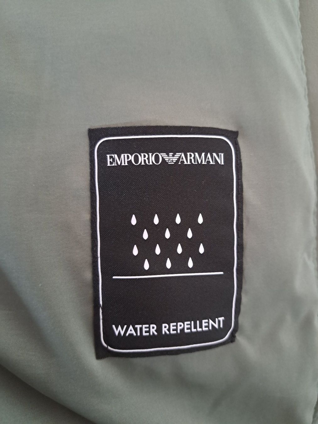 Armani Mäntel: Emporio Armani Winterjacke Gr. 42 – Gebraucht aus Baar von L.isa28 3
