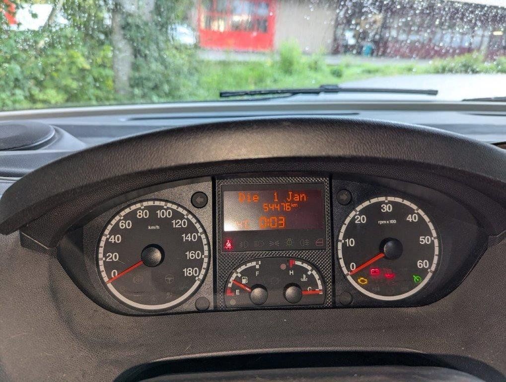 Pilot Veicoli da campeggio: Wohnmobil Pilot – Usato da Heitenried venduto da Derfinder 1