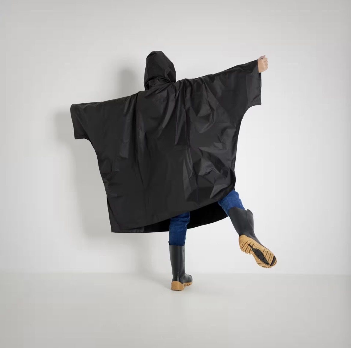 Decathlon Giacche & Cappotti: Kinder Regen-Poncho, NEU – Nuovo (secondo la descrizione) da Frauenfeld venduto da heyLani 1