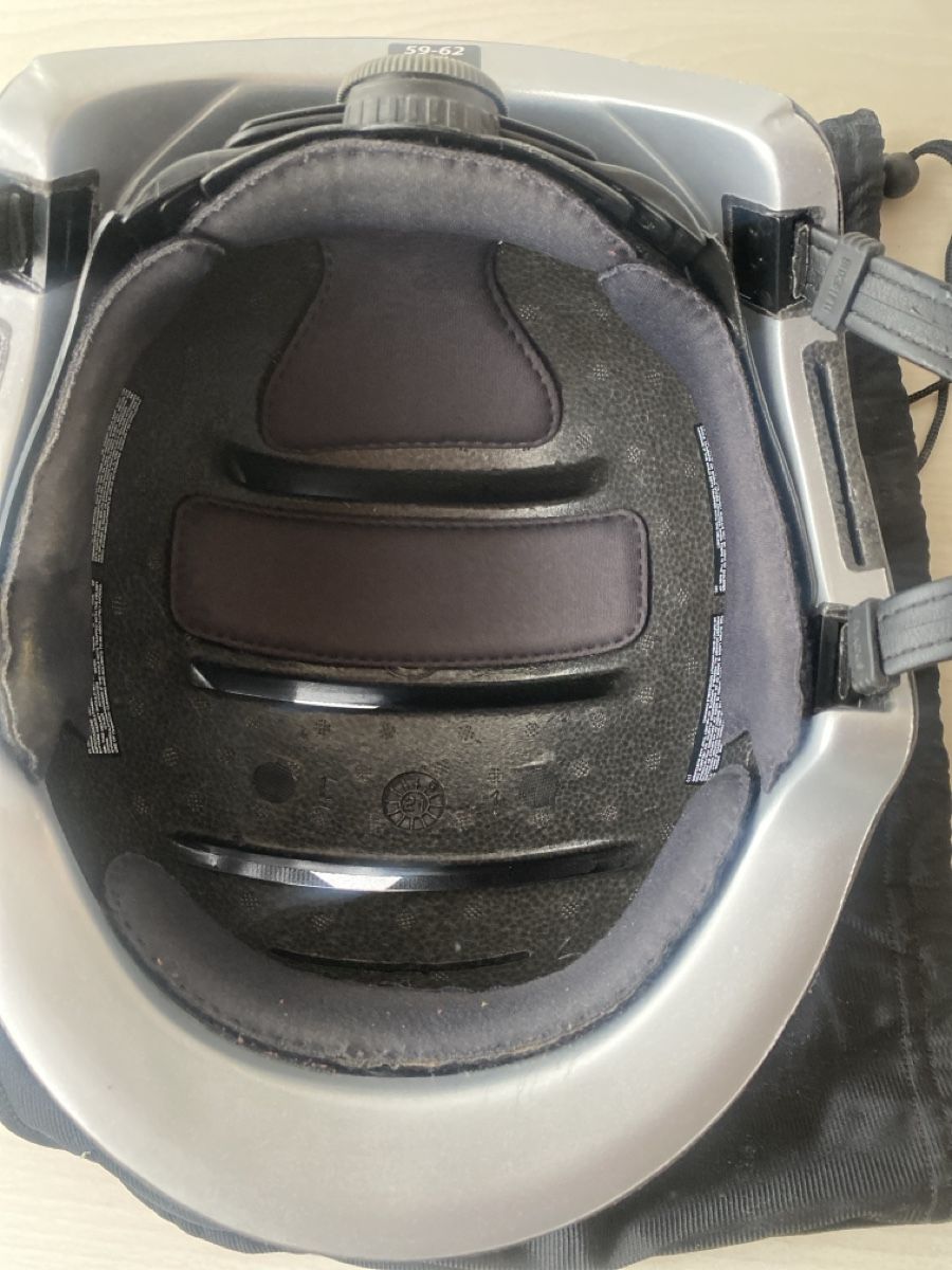 Kask Caschi: Kask top Velohelm Gr. 59-62 silber – Usato da Pfäffikon SZ venduto da Anita8808 2